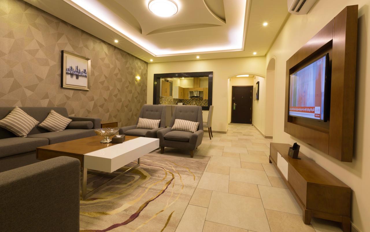 Ayam Lilian Aparthotel 布赖代 外观 照片