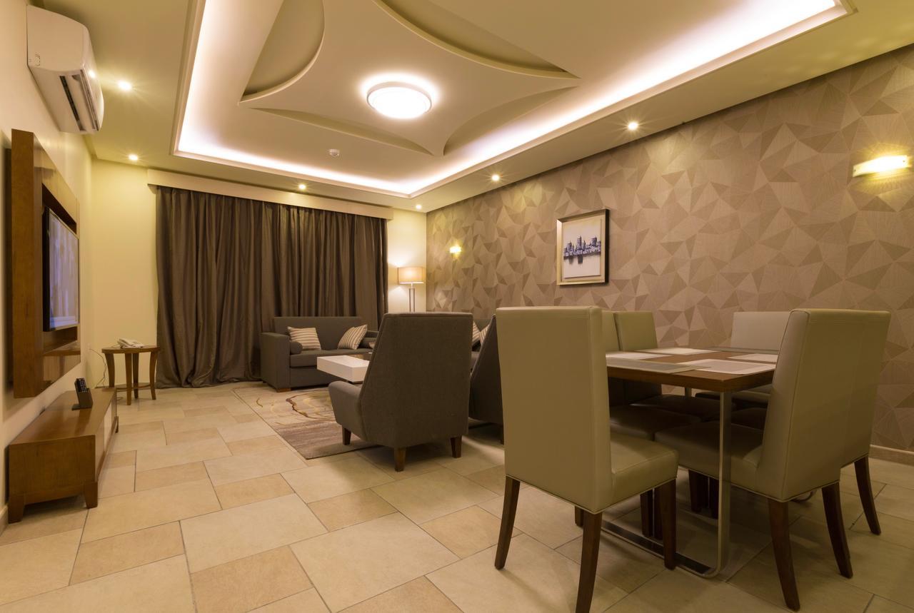 Ayam Lilian Aparthotel 布赖代 外观 照片