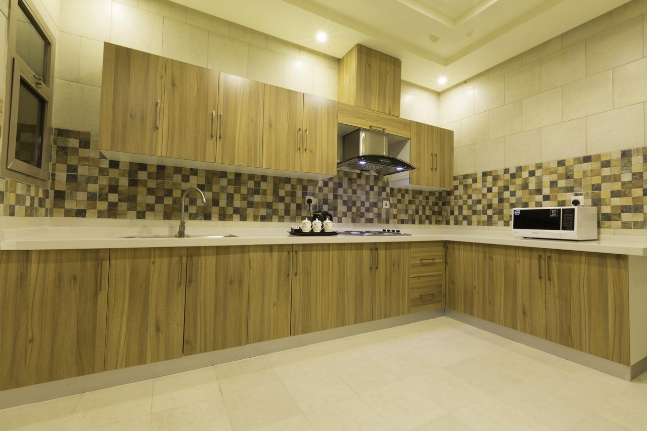 Ayam Lilian Aparthotel 布赖代 外观 照片
