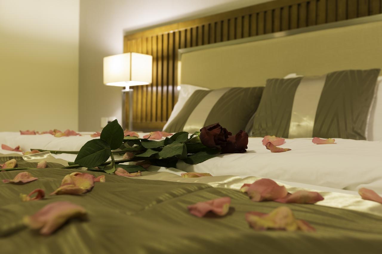 Ayam Lilian Aparthotel 布赖代 外观 照片