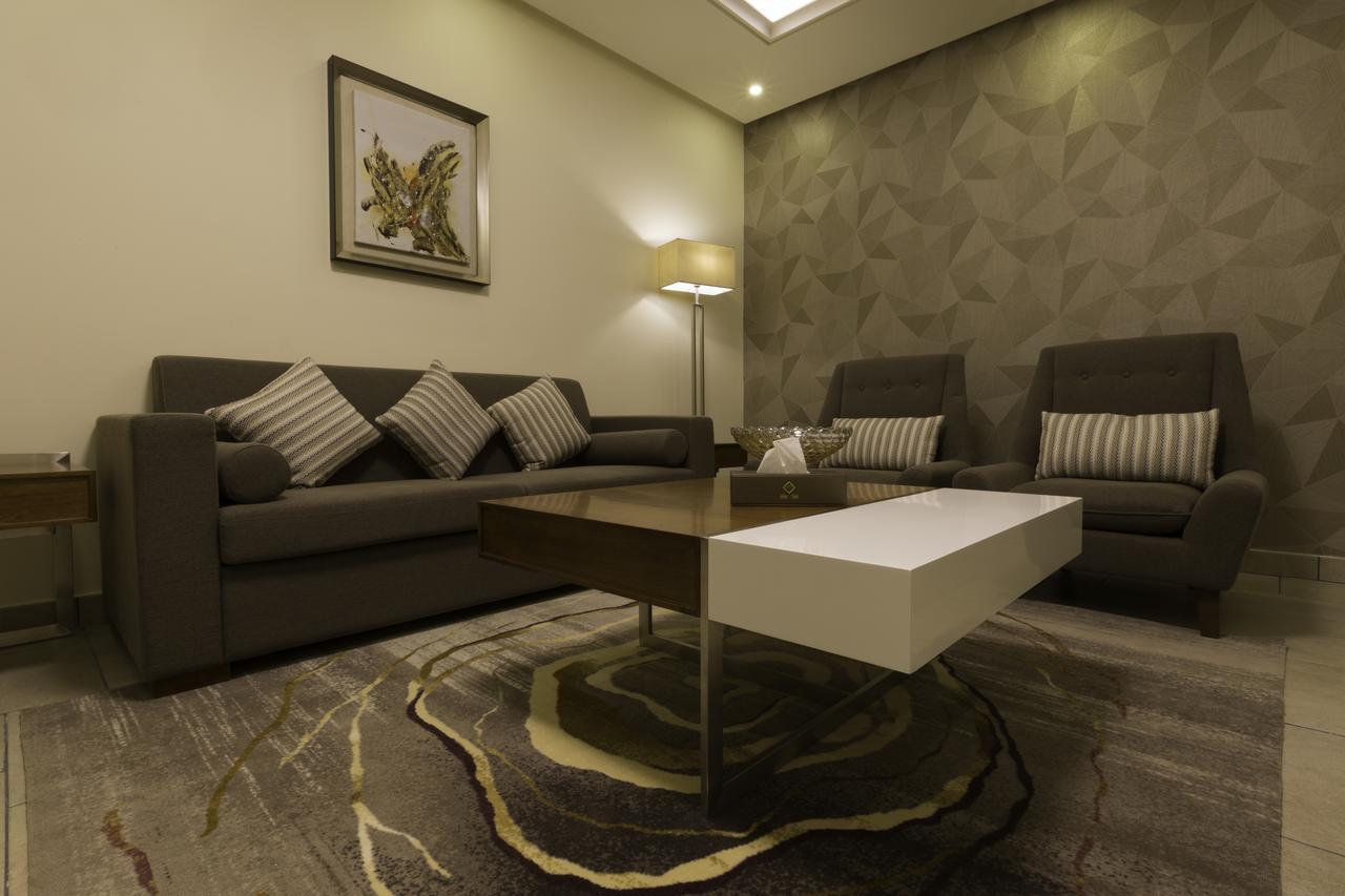 Ayam Lilian Aparthotel 布赖代 外观 照片