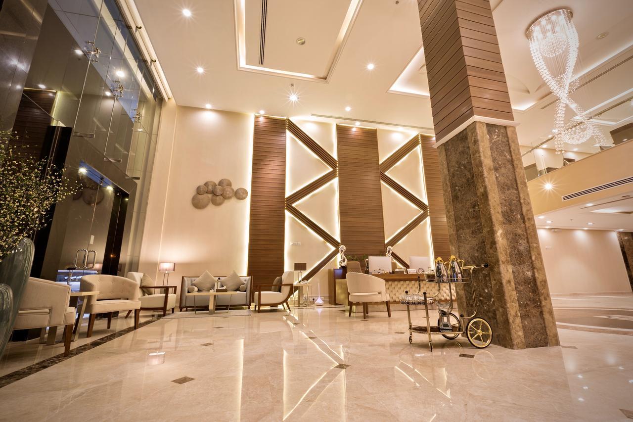 Ayam Lilian Aparthotel 布赖代 外观 照片